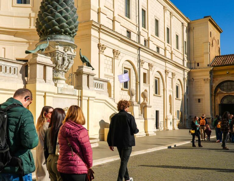 tour of the vaticans st peters basilica in rome